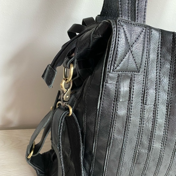 Amerileather Black Leather Tote - Picture 5 of 15